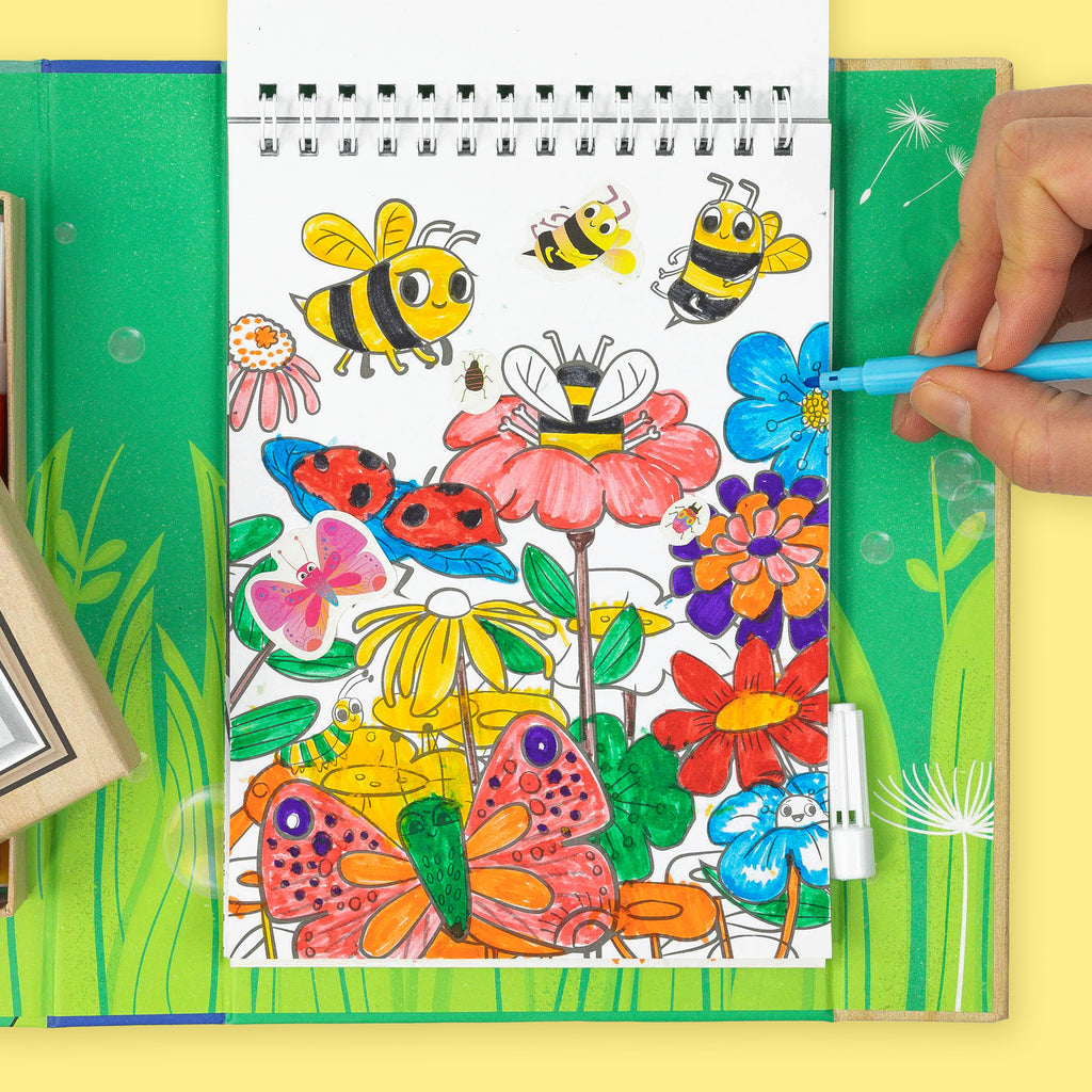 Backyard bugs colouring set