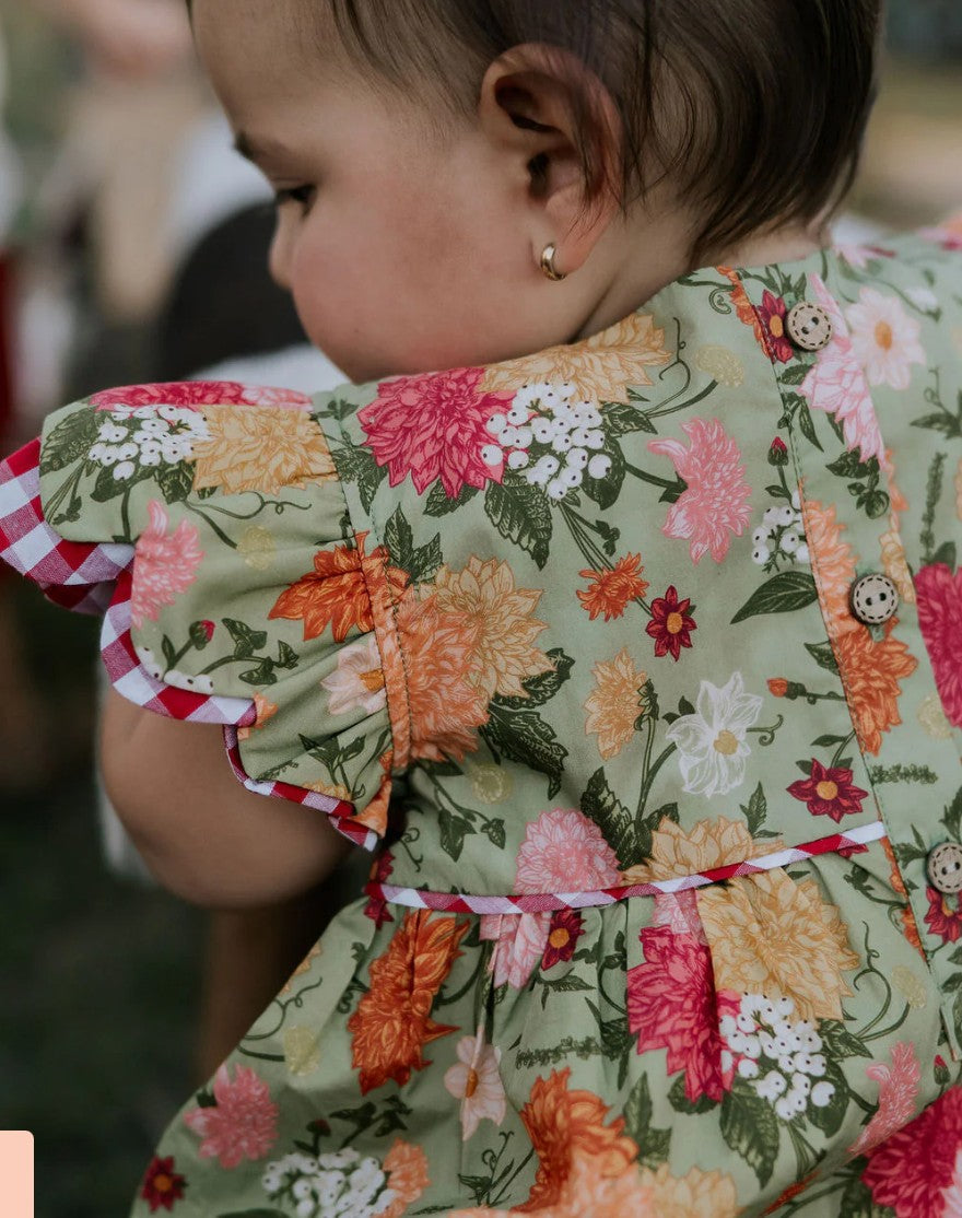 Floral Scollop Short Sleeve Romper