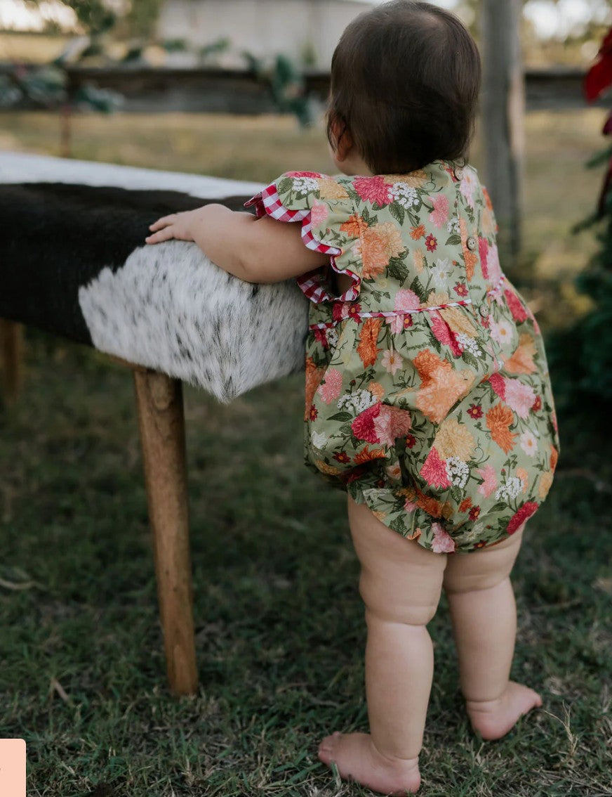 Floral Scollop Short Sleeve Romper